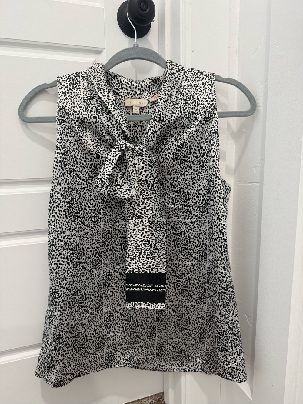 The limited scandal Black & White Spotted Tie-Neck Blouse M